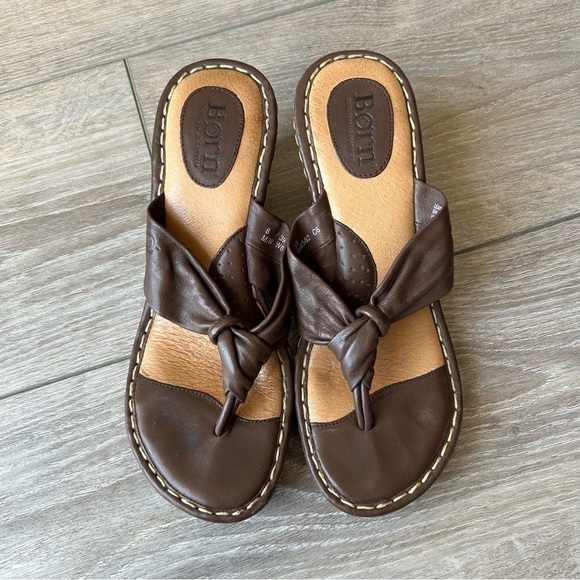 Born Brown Leather Espadrille Wedge Flip Flop Sandal - Picture 11 of 16